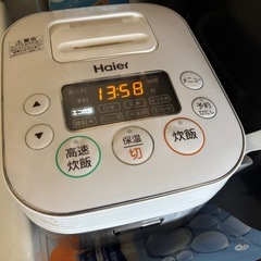 【受け渡し決定】Haier 3合炊きマイコンジャー炊飯器の画像