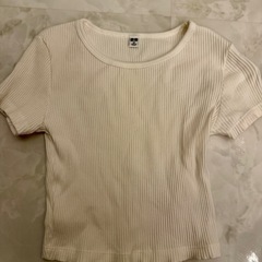 【売却済／無料】新品　ユニクロ　Tシャツ