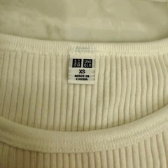 【売却済／無料】新品　ユニクロ　Tシャツの画像