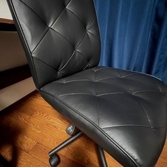 ブラックオフィスチェア）