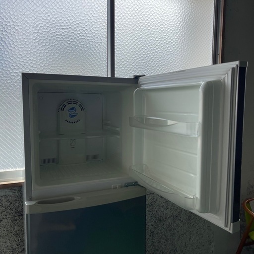 大字電子　冷凍冷蔵庫　227ℓ DRF-230S 2010年製 大字電子 冷凍冷蔵庫 227ℓ DRF-230S 2010年製