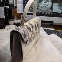 着物用バッグ　希望者無ければ処分しますの画像