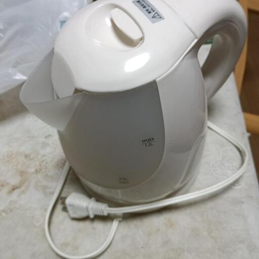 いよいよ 4月から 新生活 値下げします ケトル