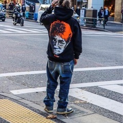 サプール　浜田雅功　パーカーの画像