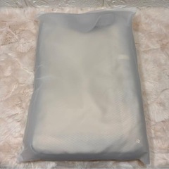 旅行用圧縮袋 ４枚 トラベルポーチ 圧縮ポーチ 圧縮バッグ　大容量 軽量の画像