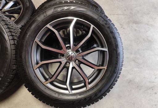 ◎バリ山スタッドレス ティグアン VW ゴルフ6 18インチ 18×7.5J+51 5穴 PCD 112 アウディ ビートル ジェッタ ブリザック235/55r/18