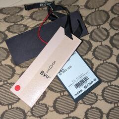 新品タグ付き B.yu コートの画像