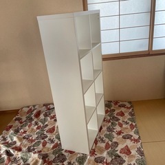 IKEAの収納棚の画像