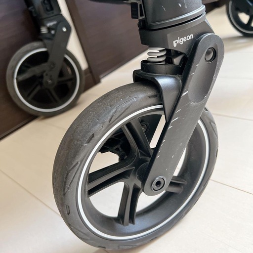 【最終値下げ】Pigeonランフィリノン RA9L ボタニカルズー ベビーカー