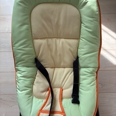 ベビーバウンサー
