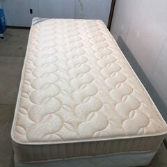 脚付シングルサイズマットレス　本体とマットレスのセット　【糸島市...