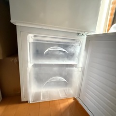 アイリスオーヤマ 【右開き】133L 2ドア冷蔵庫 ホワイト  の画像