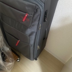 アメリカンツーリスタースーツケースの画像