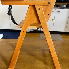 木製折りたたみベビーチェアの画像