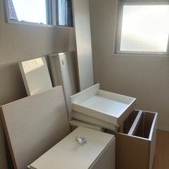 収納付きセミダブルベッドの画像