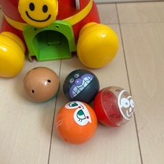 アンパンマン ガチャガチャ　おもちゃの画像