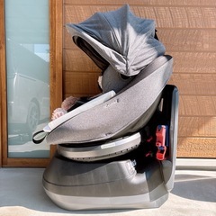 【年末年始価格】チャイルドシート コンビ ベビー用品 combi　 付属品完備　グレー CG-UTG エッグクッションの画像