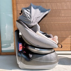 【年末年始価格】チャイルドシート コンビ ベビー用品 combi　 付属品完備　グレー CG-UTG エッグクッションの画像