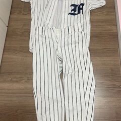 野球着・付属アイテム一式（バラ売り不可）