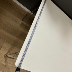 ダイニングテーブル 椅子の画像