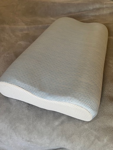 Nitori ニトリ　枕　30x50 冷感枕　ジェルタッチ4