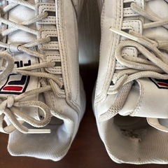 フィラ　レディーススニーカー　25cmの画像