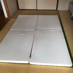 NITORI　使用期間数カ月　硬質４つ折マットレス（ダブル）