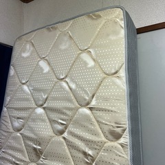 マットレス スモールシングルサイズの画像