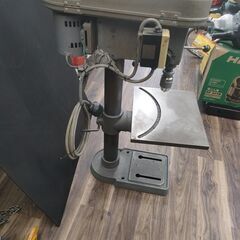 【引取限定】HITACHI　日立工機 13mm 卓上ボール盤 B13SH 200V 強力　強力形 鉄工　木工　穴あけ加工【久留米上津BP店】【中古】の画像
