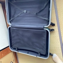 キャリーケースの画像