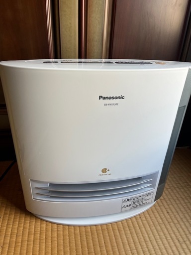 パナソニック 加湿機能付きセラミックファンヒーター シルバー DS-FKX1202-S