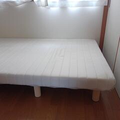 高反発ウレタンマットレス脚付きセミダブルベッドの画像