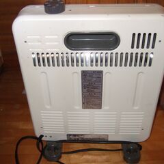 電気ストーブ　アイリスオーヤマEHT-800W  2018年製の画像