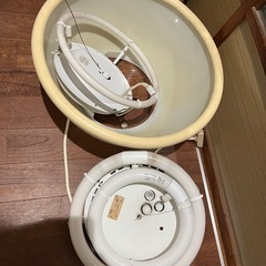 蛍光灯、電球、
かさの画像