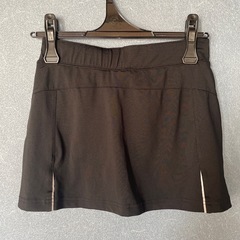 TIGORA ブラック スポーツウェア　スカート Mの画像