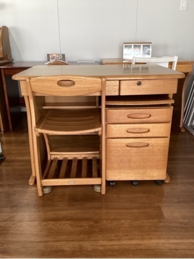 学習机（３点セット）【町田市再生家具】　243409