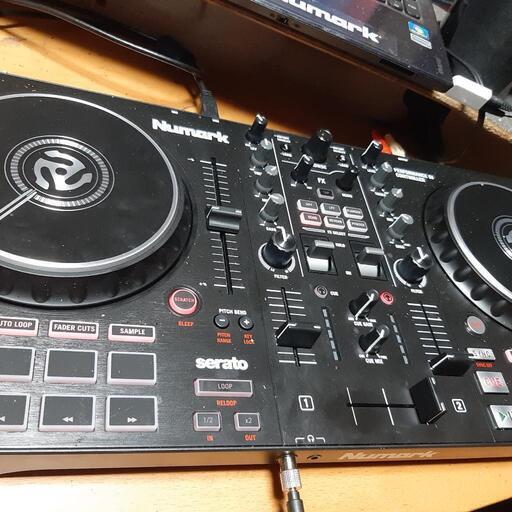 numark DJ コントローラー