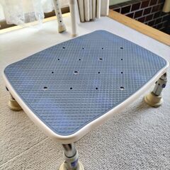 介護用品　シャワーチェア　浴槽台の画像