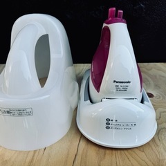 美品　Panasonic コードレススチームアイロン　NI-CL306 2009年製の画像