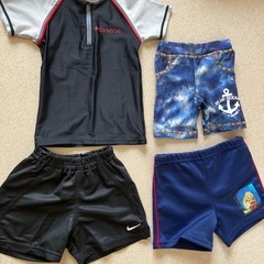 水着4枚セット　90〜95サイズ