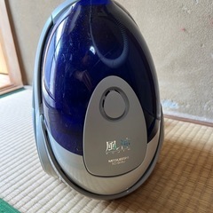 三菱掃除機（13年紙パック式）の画像