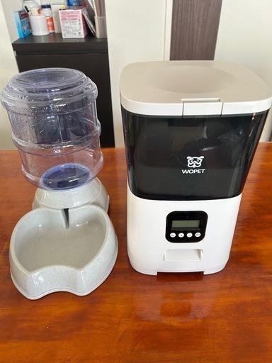 中古　犬猫用自動給餌器＆給水器
