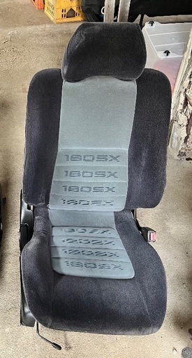 180SX後期純正シート助手席?