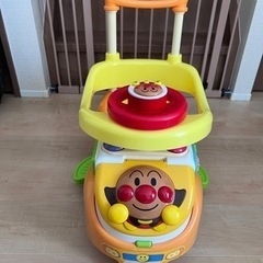 アンパンマンよくばりビジーカーの画像