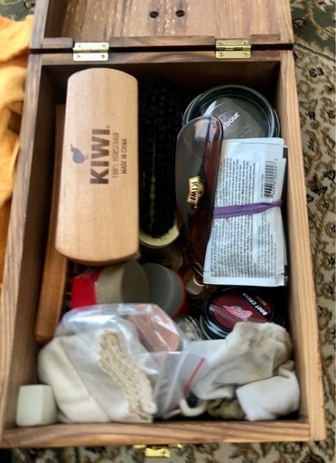 その他 KIWI SELECT Valet Shoe Care Kit