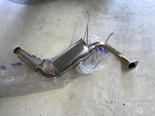 ZZE123 アレックス　柿本マフラー