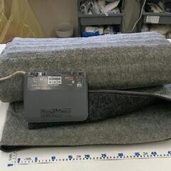 0310-138 サンヨー　ホットカーペット2畳