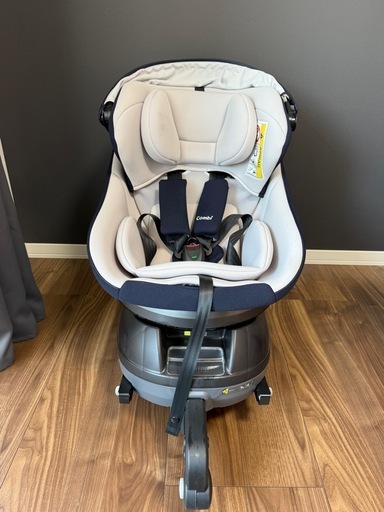 combi クルムーヴスマートエッグショックISOFIX 新生児対応