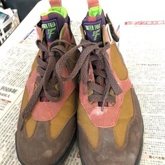 新品同様　　冬用靴　アウトドア　WINTER FIELD