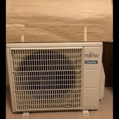 エアコンと室外機